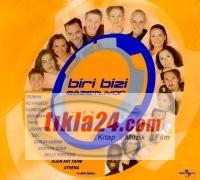 Biri Bizi Gözetliyor  Frontansicht 1