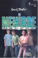Nehirde Macera  Frontansicht 1