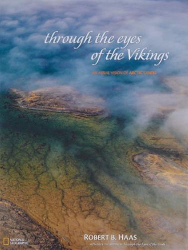 Through the Eyes of the Vikings (Ciltli)  Frontansicht 1