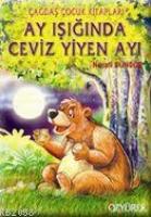 Ay Iþıðında Ceviz Yiyen Ayı  Frontansicht 1